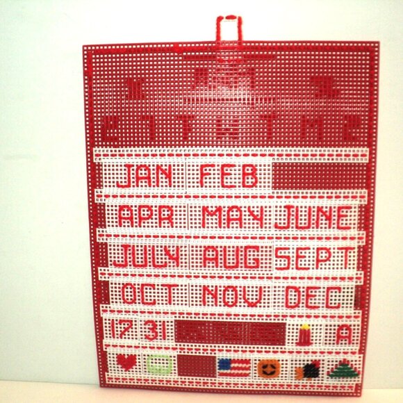 Handmade Perpetual Calendar Needlepoint Plastic Canvas Red & Cream Vintage NEW - Picture 2 of 2